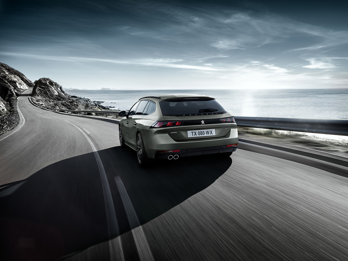 2047789-db4x64n5mv-whr.jpg