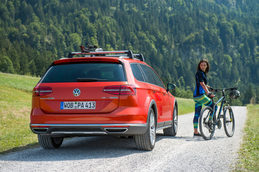 passat-alltrack-2.JPG
